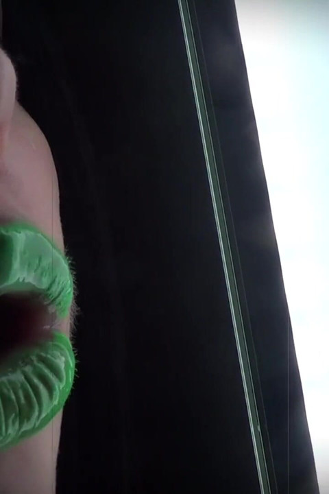 Mesmerized phosphoric glossy green lips