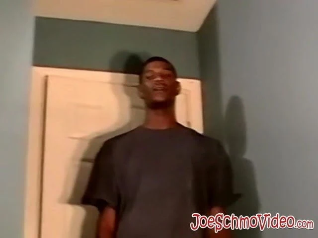 Black amateur jerks off and receives blowjob from mature man