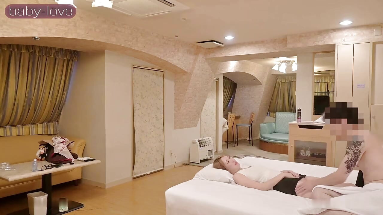 Uncensored Gal Esthetician: Dirty Service Drains Every Last Drop Then Creampie