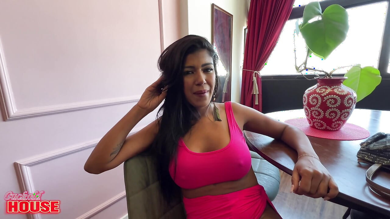Spectacular Brazilian Indian Woman Sitting on a Pole with Lust