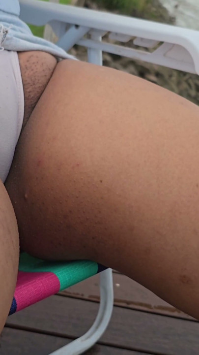 Feeling the breeze on my legs | Clip 1