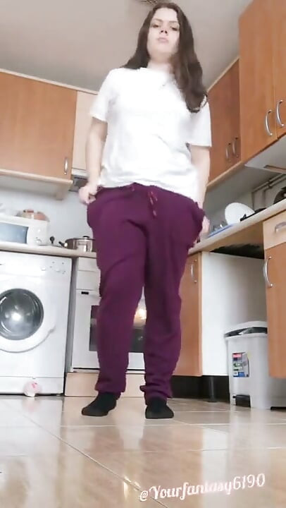 Play in my pee