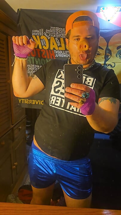 ÉN CSAK BOLONDOZOM AZ OINK OINK KÖRÜL