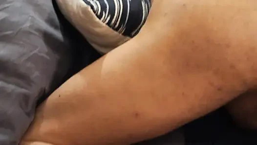 Ich werde meinen arsch für mein 1. fisting arbeiten lassen