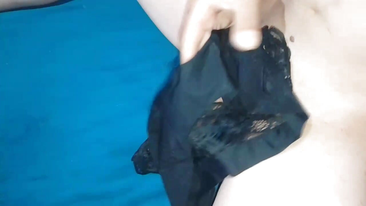أمارس الجنس مع حماتي في سراويل داخلية