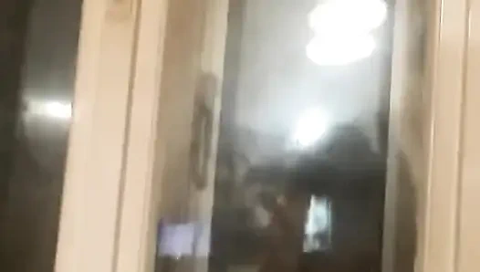 Pencereye Sıçratma Videosu