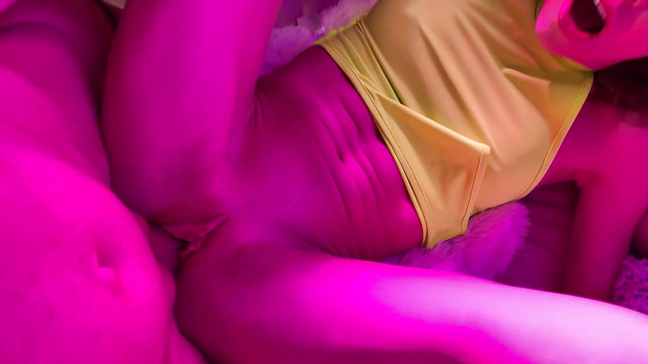 Hot and Rough Anal Sex with Gorgeous Naughty Girlfriend POV - Mia Bandini