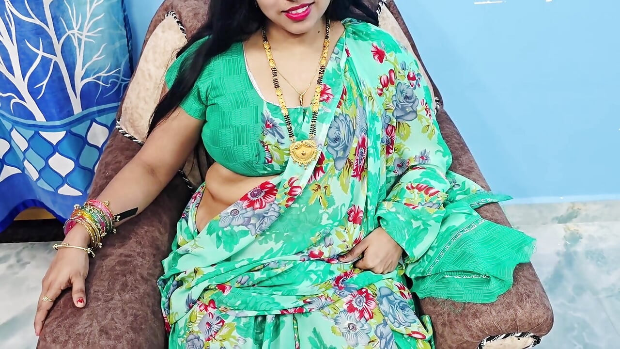 Bhabhi zrobił niebieską pracę hinduskim głosem