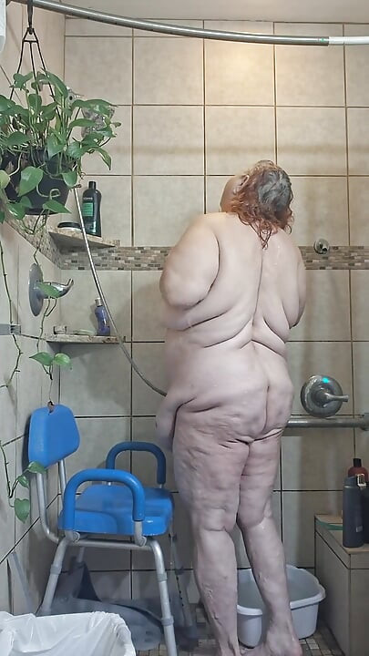 Big Beauty Nurse Vicki Is All Sweaty and Has to Go Pee!