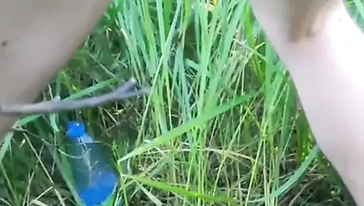 Ngentot suamiku pakai dildo ukuran raksasa di hutan
