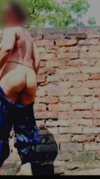 Desi hot girl bathing video hot teen girl | Clip 1