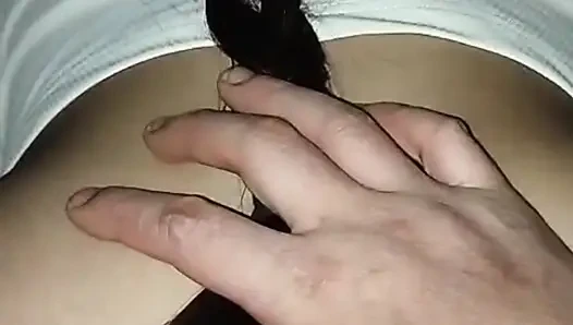 Nepalli karıma onu domaltarak sikerken kendi kız kardeşiyle (Sali) aldattığımı söylüyorum