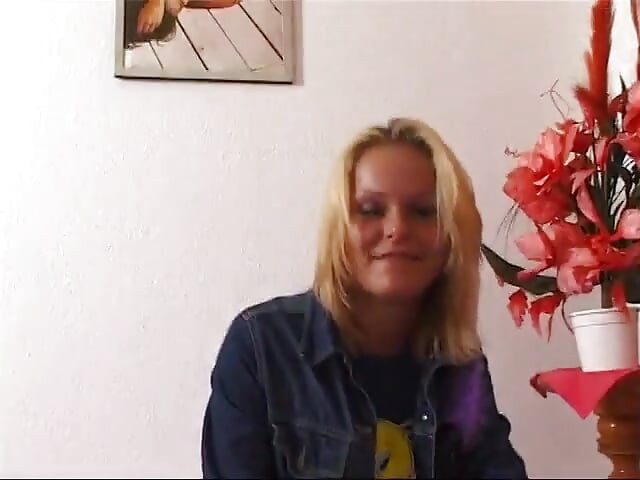 Monika 26, primeiro casting