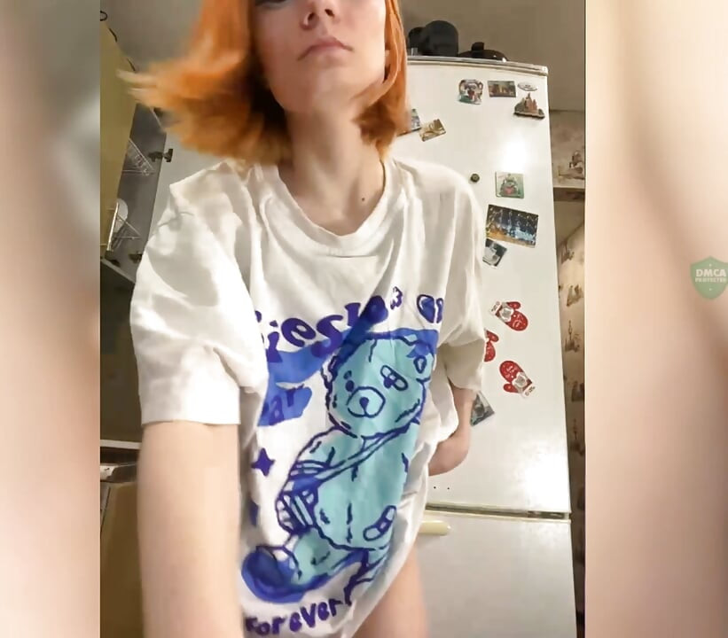 オナニーで女の子みたいな潮を吹く