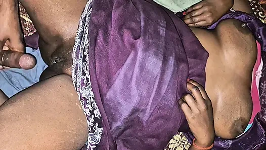 Жесткий романтический секс индийской тетушки с индийским мужем дези с большим членом