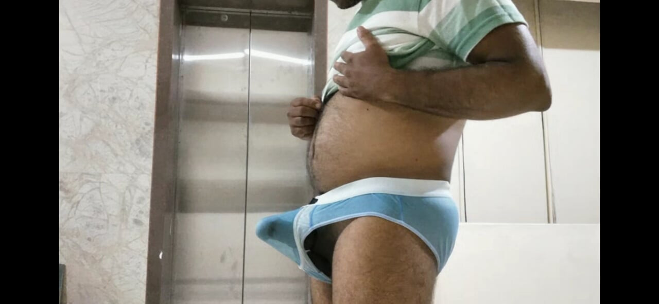 Risk handjob masturbation at apartment lobby infront of elevator