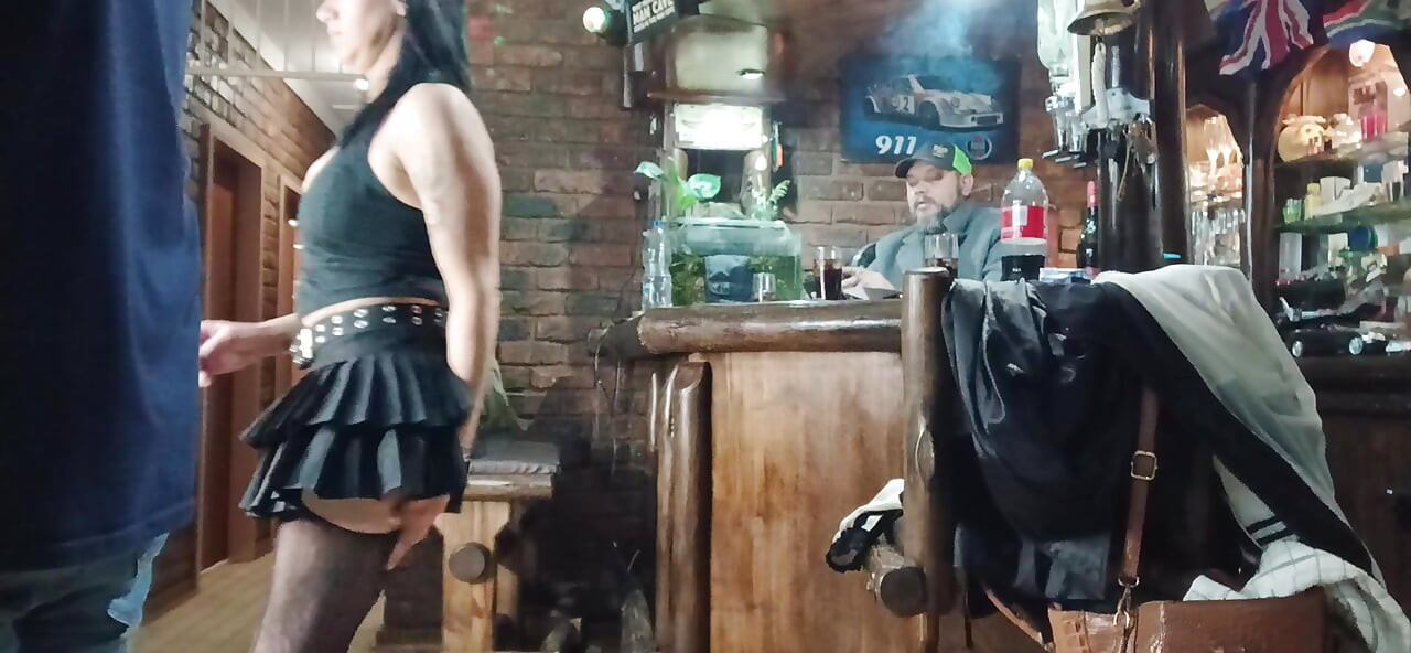 Στα παρασκήνια