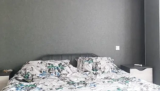 Güzel Sarışın Olgun Eş Arada Seksten Keyif Alıyor