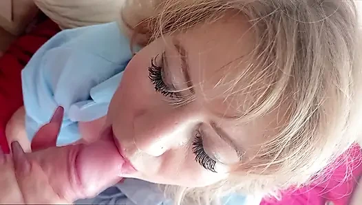 Havalı olgun yarak emişli sürtük Aimee'den taze saksolar...))