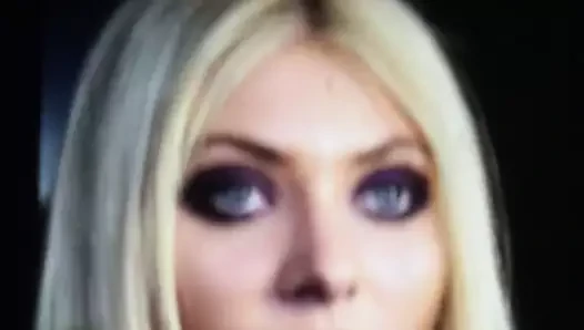 Taylor momsen boşalıyor