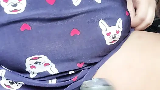 Die muschi mit dem Autogetriebe rollen