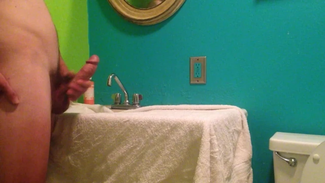 Quick load in a cafe bathroom