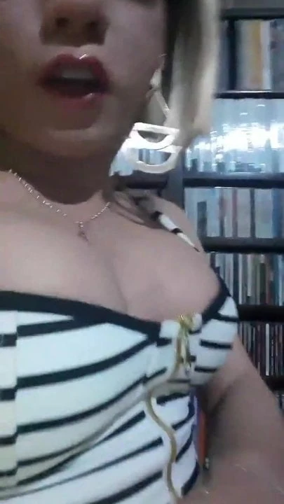 Shemale fucking man's mouth in the library