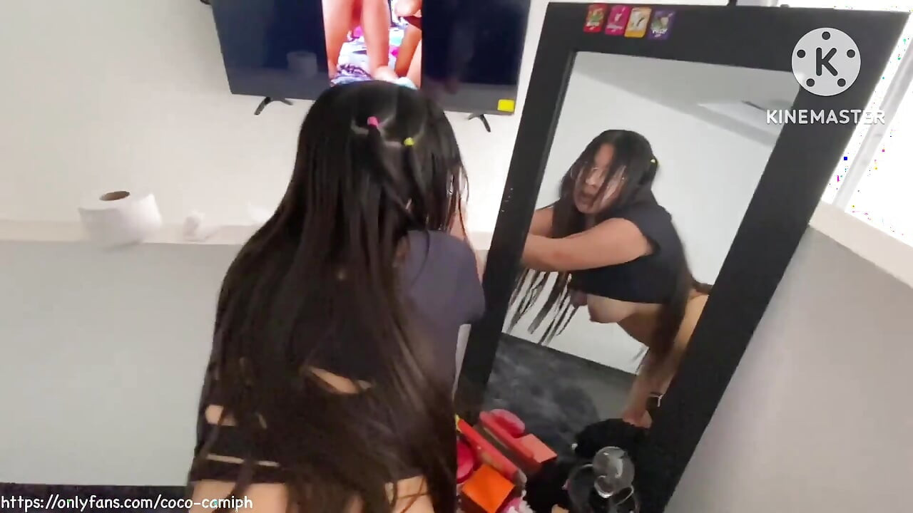 My Friend Comes to My House to Watch Porn and I Help Her with Her Fever