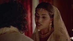 Indira varma和sarita choudhury在kamasutra电影中