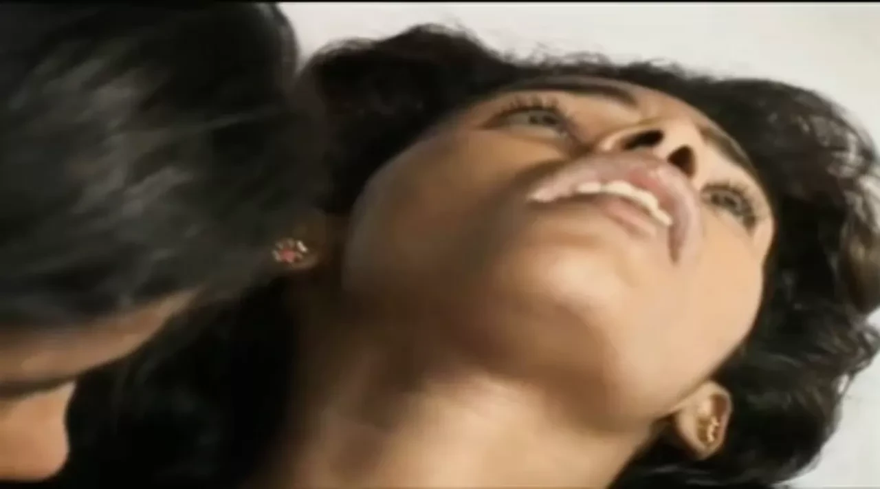 Sri Lankan threesome lesbians - Part 3