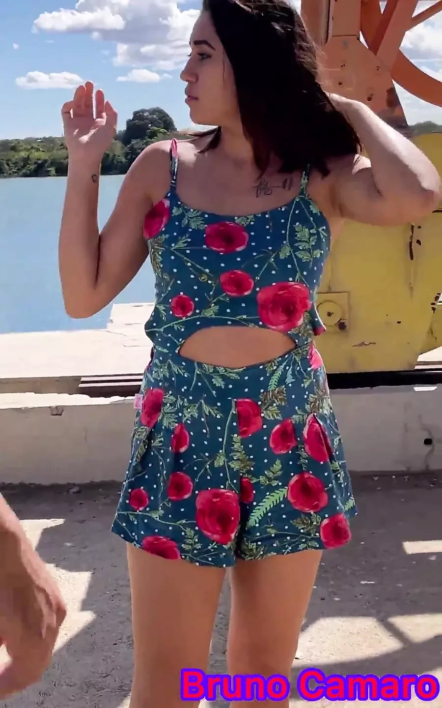 Mi novia gimiendo en mi polla sin parar