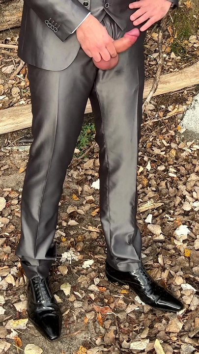 Public Outdoor Masturbation in a Shiny Suit