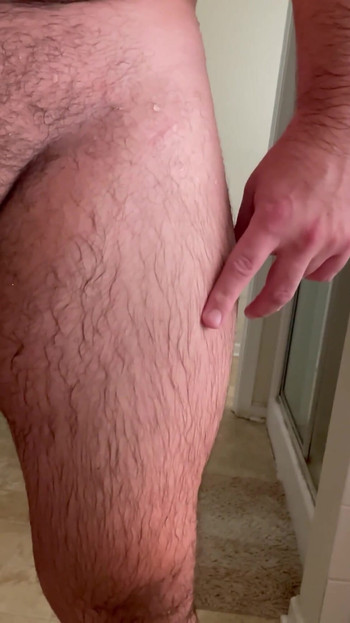 Nezaboravan trenutak iz filma "Penis i testis koji vise dolje"