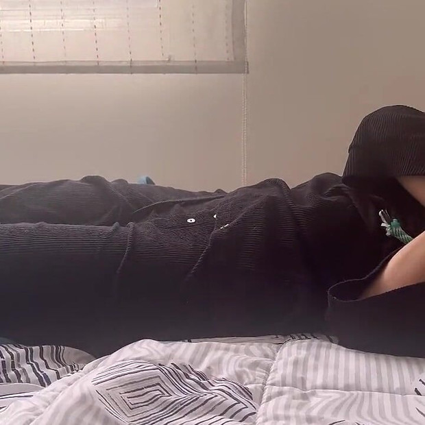 She Ties Me up and Then Facesitts Me to Orgasm
