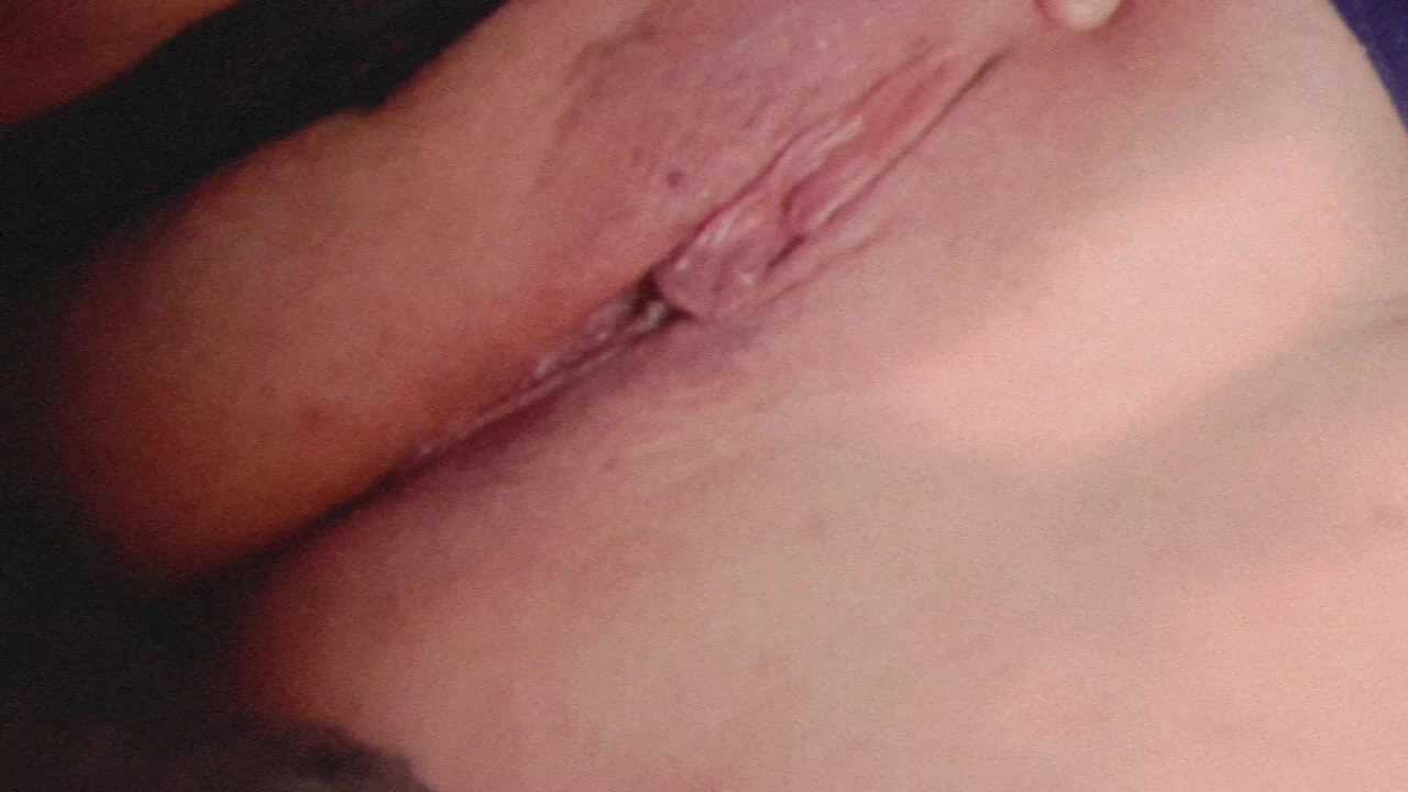 Stuffing my fingers in my pussy
