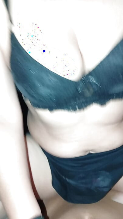 I squirt on top of a young cock