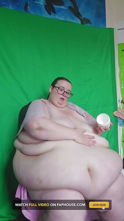 Ssbbw krem ile şişman vücut masajı