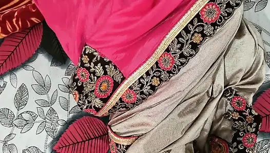 Gandi Baat Karte Karte Maami Ki Moti Gaand Ka Paani Nikaal Diya Chudai Karte