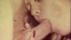 Orgia anale per una ventosa tettona (vintage anni '70)
