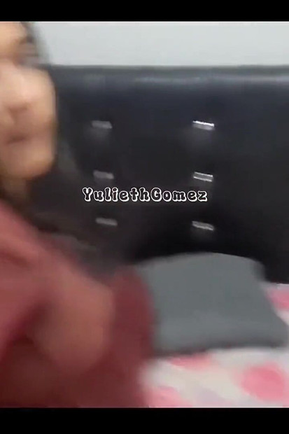 18-jährige studentin in ihrem Stück des Regisseurs gefangen genommen (reine komplettversion)