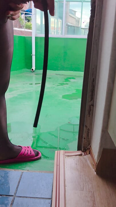 pantyhose peehole