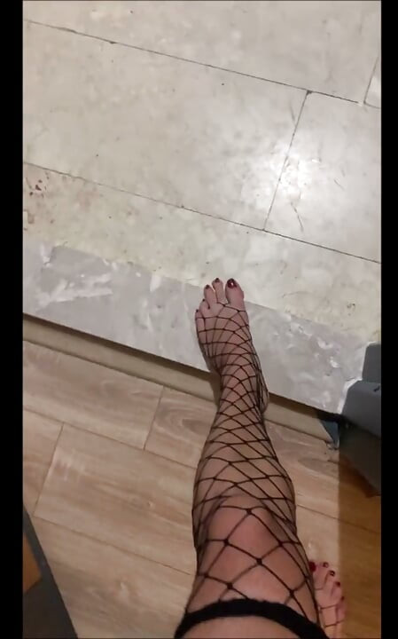 Je suis enceinte de mon beau-père... mon clitoris s'est agrandi...