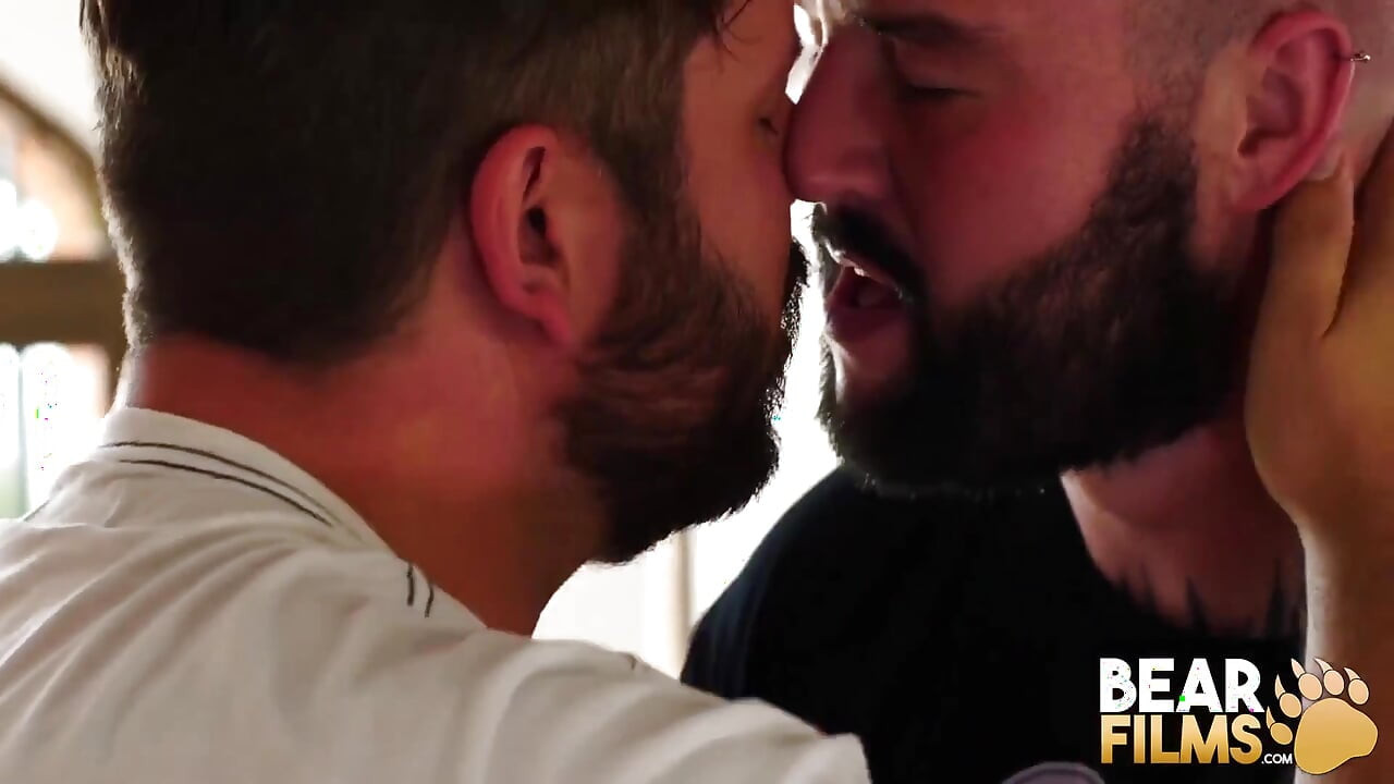 Bearfilms - Justin West bị nện bởi con gấu ngon ngọt Adam Jones