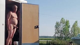 Trailer trash jerking for traffic