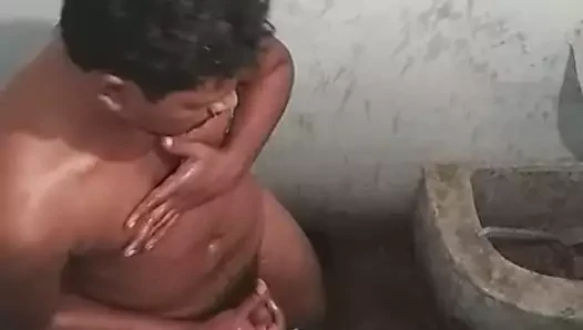 banyo eşcinsel