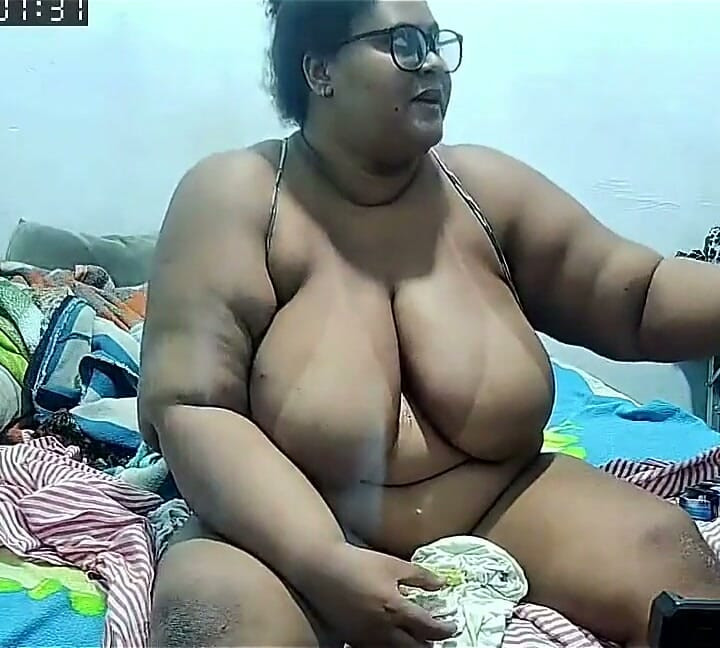 Camera - Stepmother Caught on Camera Ends up Having Sex with Her Stepson and Gets a Lot of Cum.