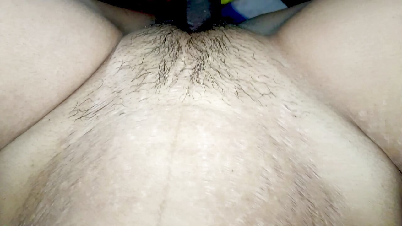 Невестка была одна в ее доме.