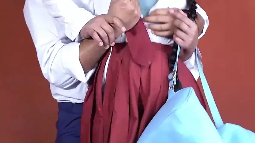 Gadis kampus India berhubungan seks dengan pacarnya