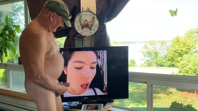 Sonia Cumm on Tongue!