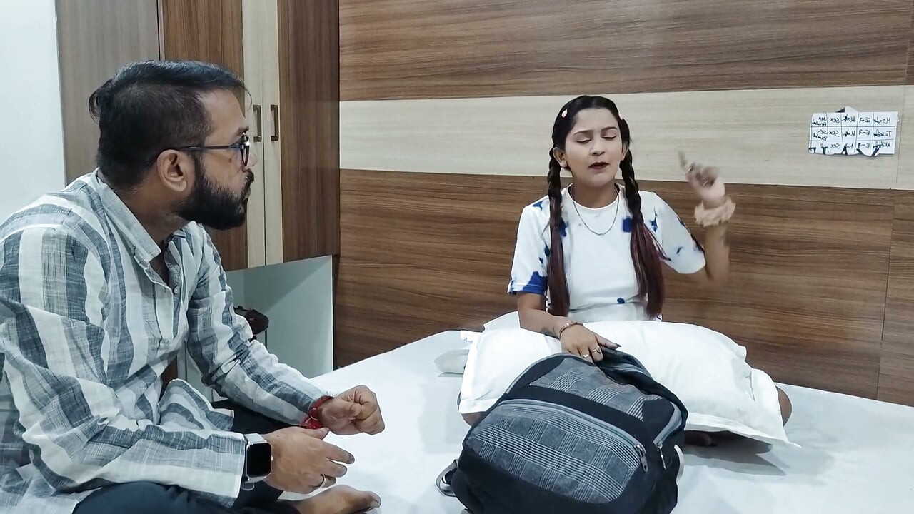 School ke principal ne exam me marks badhane ke liye choda mujhe